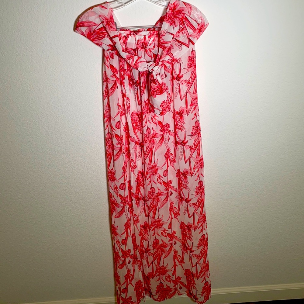 Pretty Little Thing brand new never worn, 2 piece maxi skirt cover up set.